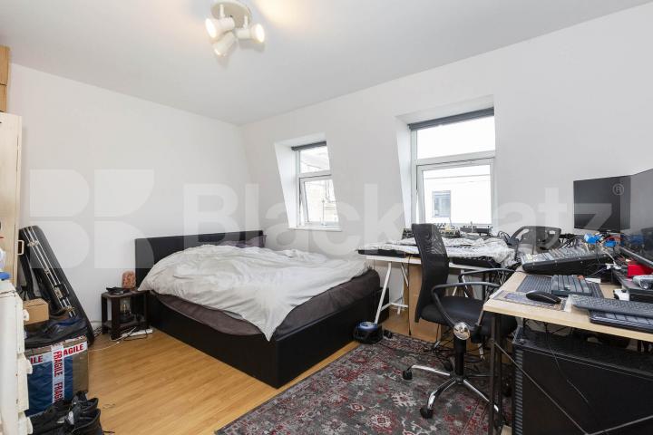 Located minutes to Stoke Newington overground and all local amenities  Windus Road, Stoke Newington
